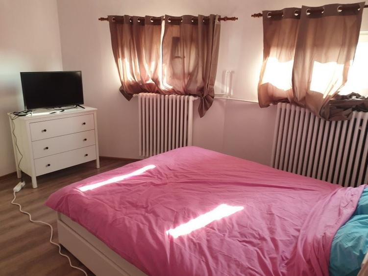 Apartament cu 2 camere semidecomandat, mobilat în Victoriei
