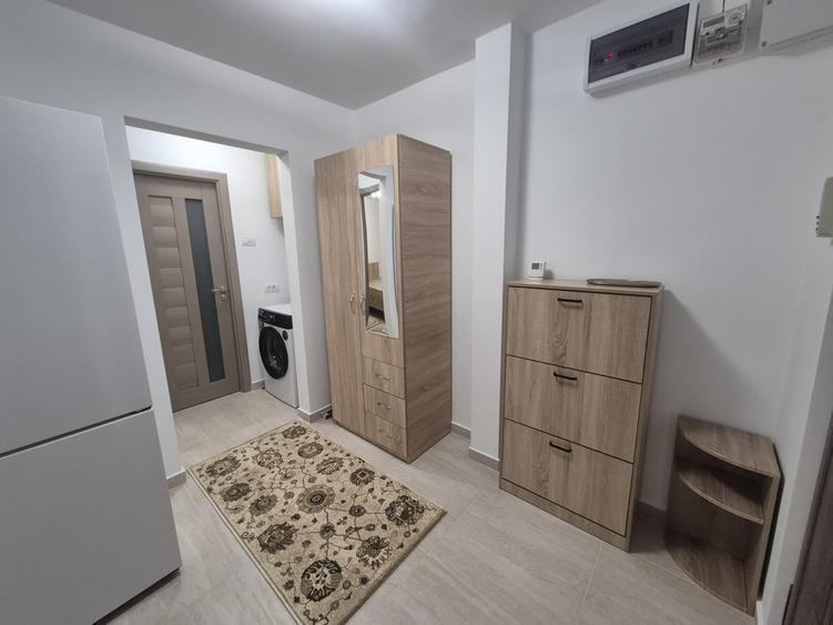 Apartament cu 2 camere decomandat, mobilat în Dacia