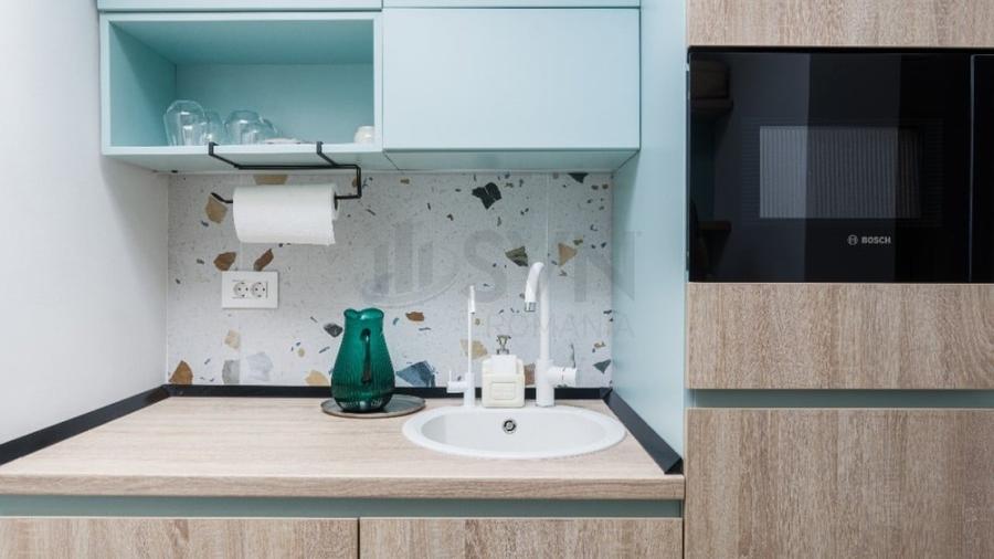 Apartament cu 4 camere decomandat, mobilat în Primăverii