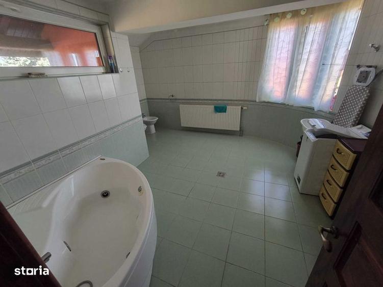 Casă cu 3 camere cu Canalizare în Europa