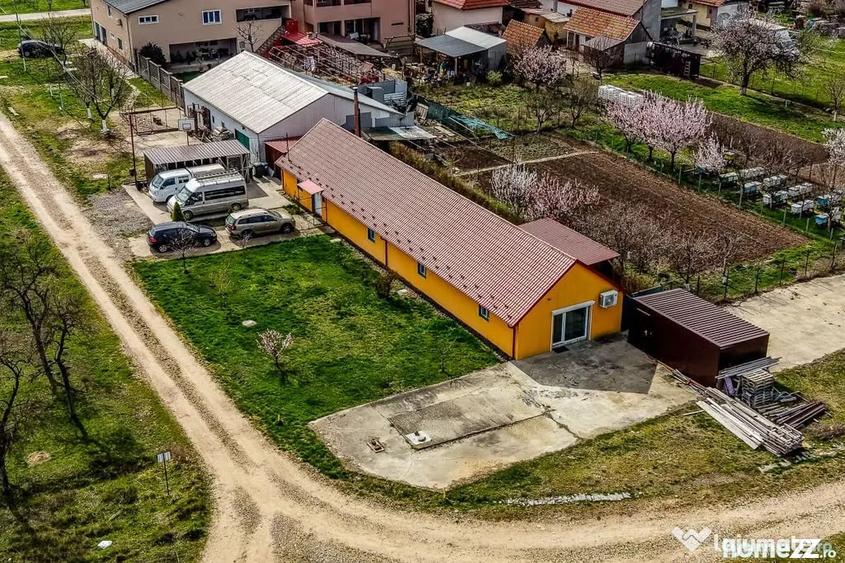 Casă cu 3 camere cu Teren 289 Mp în Frumușeni