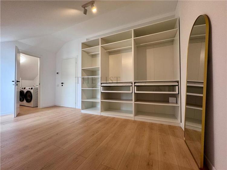Duplex cu 6 camere cu Canalizare în Pipera