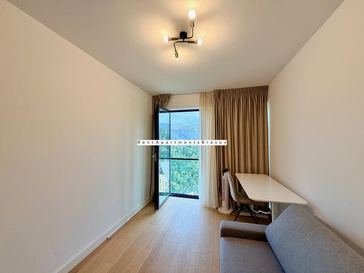 Apartament cu 3 camere în Drumul Poienii