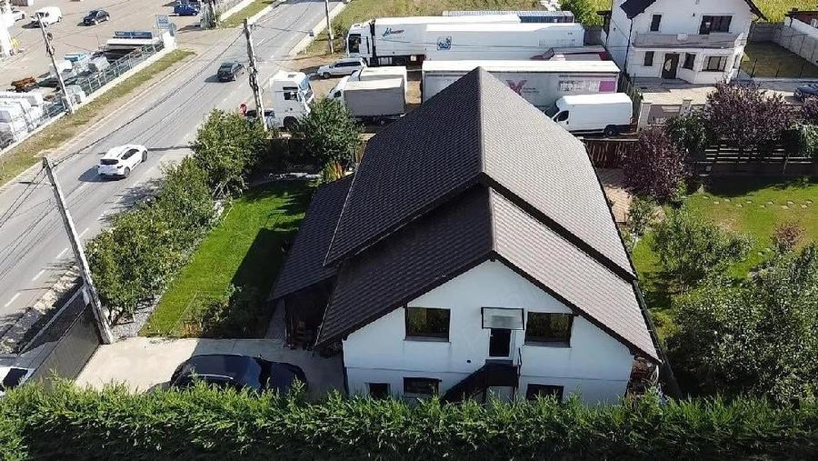 Casă individuală cu 5 camere cu Teren 500 Mp în Ipotești