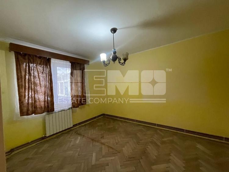 Apartament cu 3 camere semidecomandat în Central