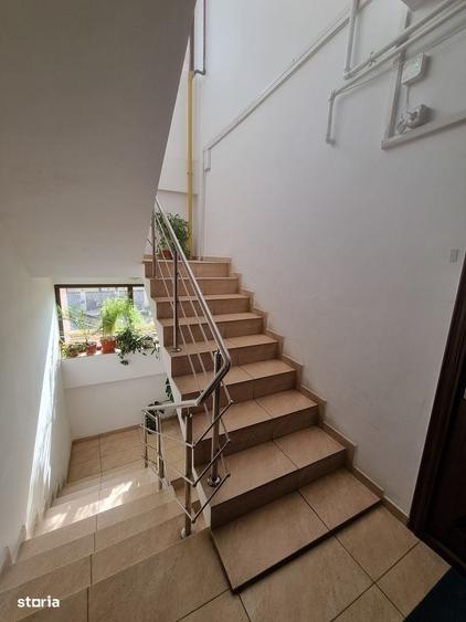 Apartament cu 2 camere semidecomandat în Roșu