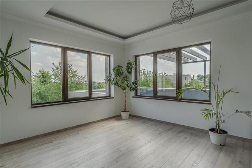 LAGUNA VERDE,VILA ,7 CAMERE,498 MP,TEREN 1000 MP,LANGA LAC SI PADURE - 31