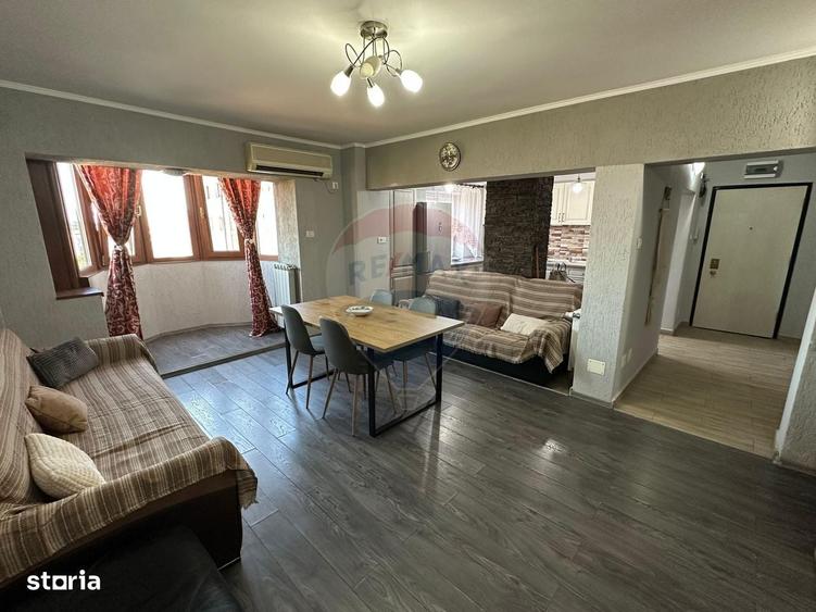Apartament cu 3 camere în Intim