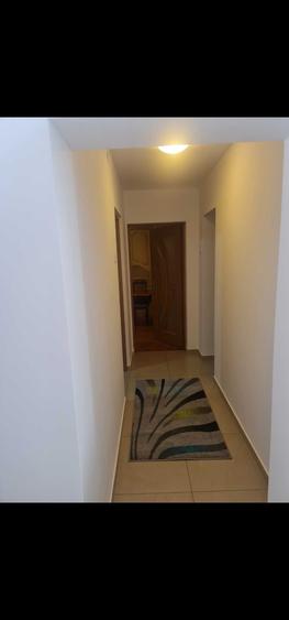 Apartament cu 3 camere decomandat în Decebal