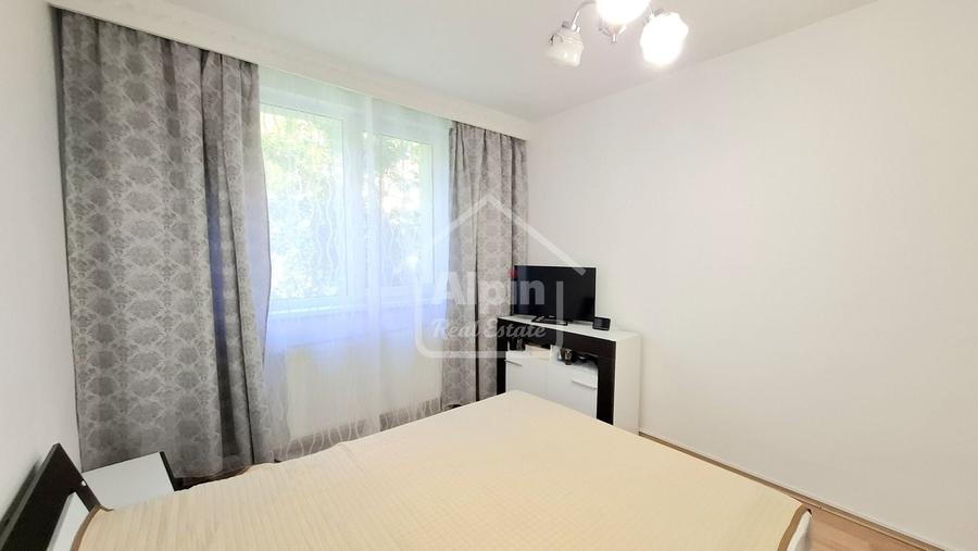 Apartament cu 2 camere decomandat, mobilat în Hărmanului