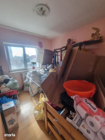Apartament cu 4 camere decomandat, mobilat în Dâmbul Rotund