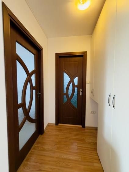 Apartament cu 3 camere semidecomandat, mobilat în Șagului