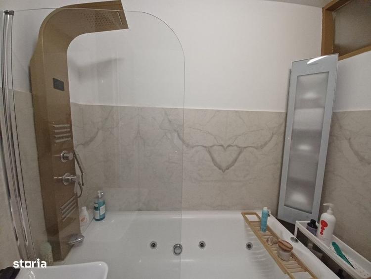 Apartament cu 2 camere, mobilat în Schei