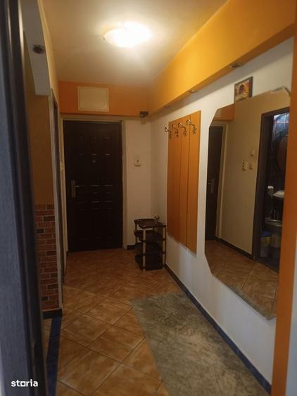 Garsonieră decomandată în Sărari