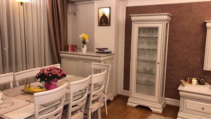 Apartament cu 3 camere în Casa de Cultură