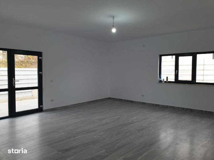 Casă cu 4 camere cu Teren 520 Mp în Valea Lupului