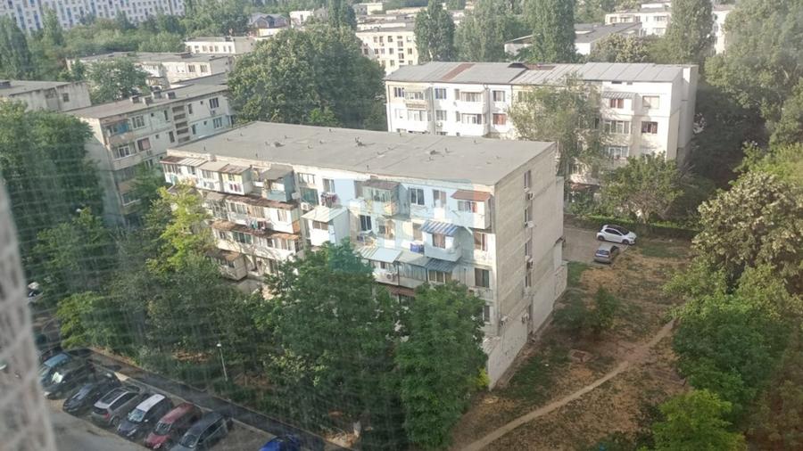 Apartament cu 2 camere decomandat în Micro 19