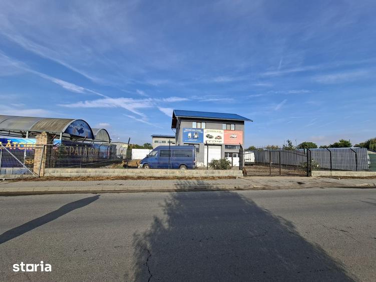 Spațiu comercial, de 360 mp, în Central