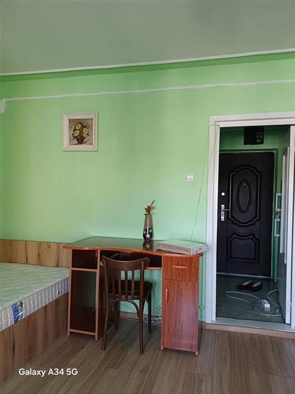 Garsonieră decomandată, mobilată în Gară