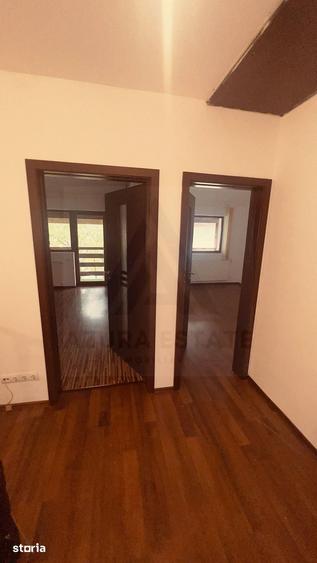 Casă cu 4 camere cu Teren 176 Mp în Șelimbăr