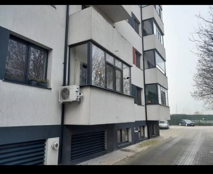 Apartament cu 2 camere decomandat în Roșu