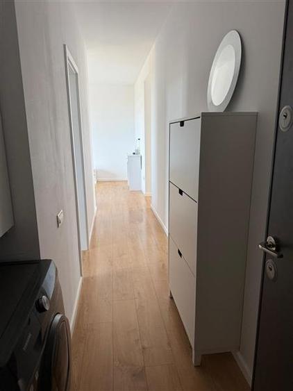 Apartament cu 2 camere semidecomandat în Tunari