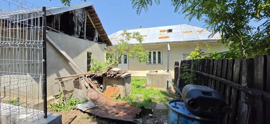 Casă cu 2 camere în Central