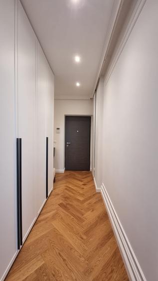 Apartament cu 3 camere decomandat, mobilat în Tineretului