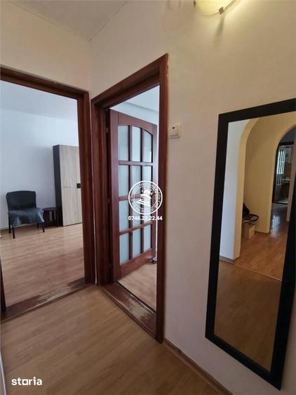 Apartament cu 3 camere decomandat în Frumoasa