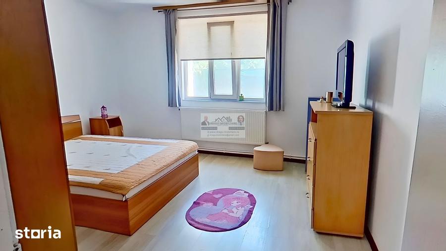 Casă cu 3 camere cu Teren 200 Mp în Central