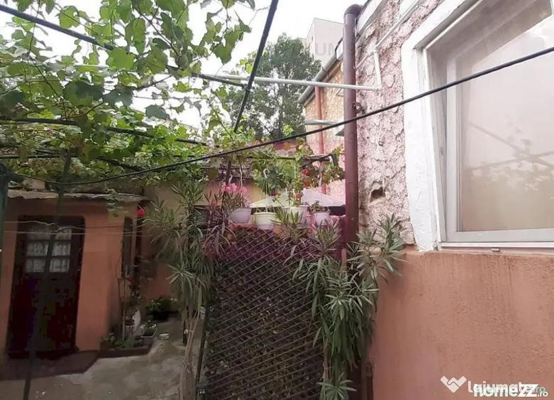Casă cu 3 camere cu Teren 160 Mp în Calea Călărașilor