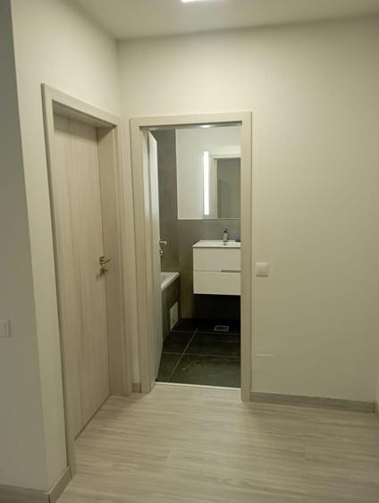 Apartament cu 2 camere semidecomandat în Florești