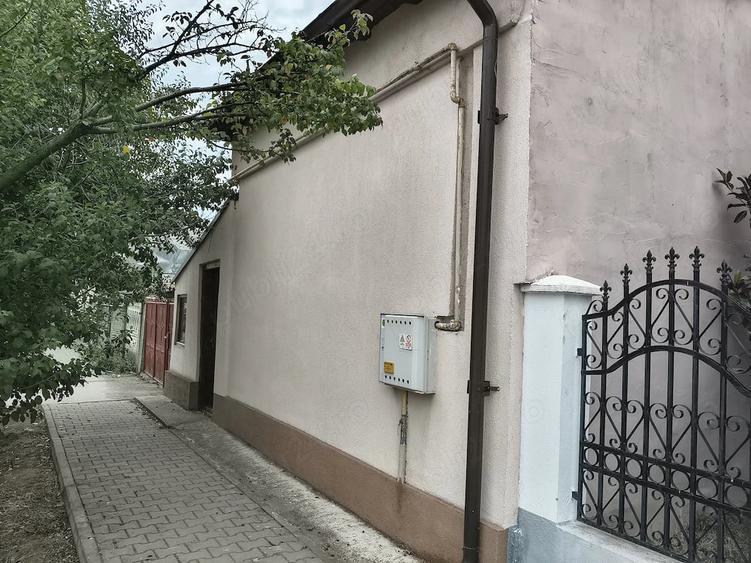 Casă cu Teren 560 Mp în Central