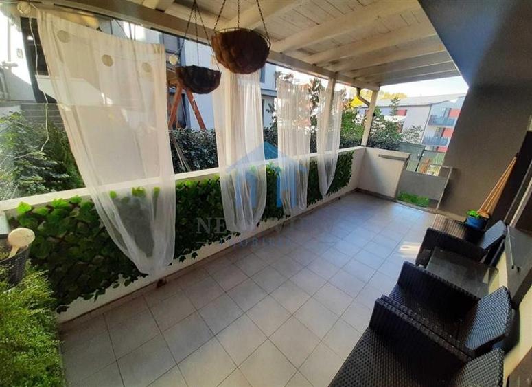 Apartament cu 2 camere decomandat în Florești