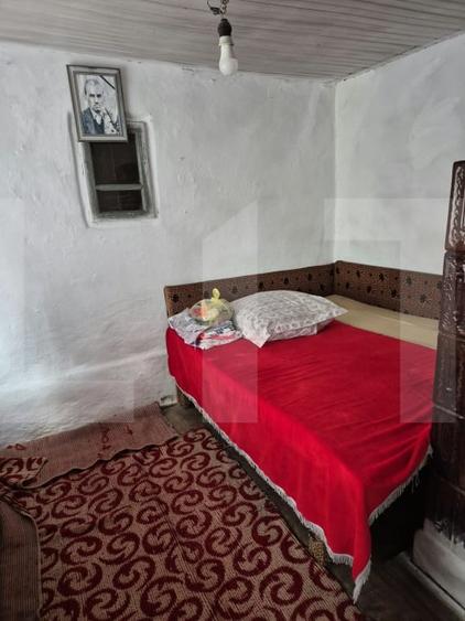 Casă individuală cu 5 camere cu Canalizare în Coteana