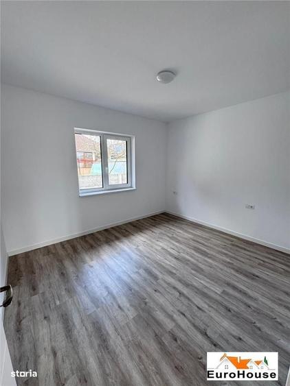 Casă cu 4 camere în Cetate