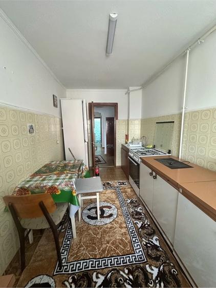 Apartament cu 3 camere decomandat în City Park Mall