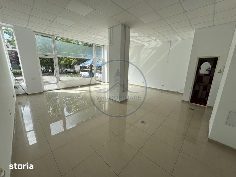 Spațiu comercial, de 60 mp, în Central