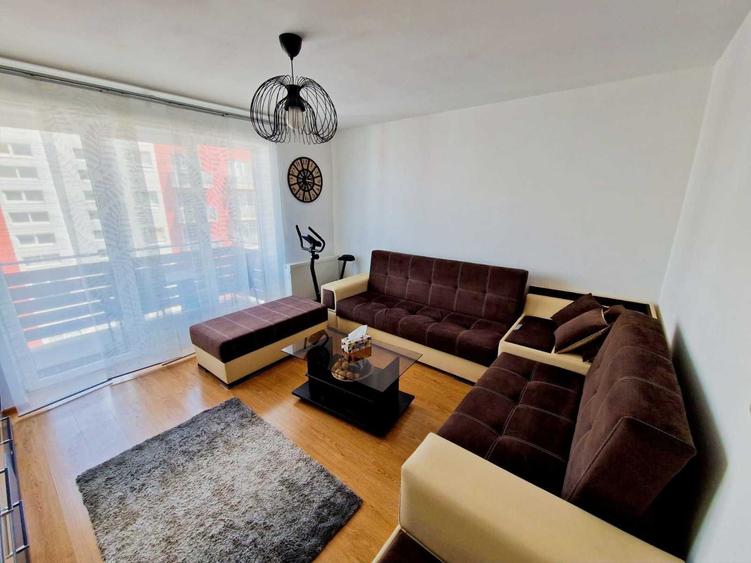 Apartament cu 3 camere decomandat în Avantgarden