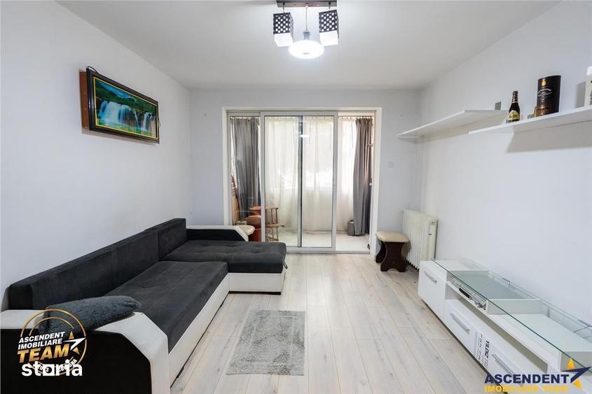 Apartament cu 2 camere semidecomandat, mobilat în Central