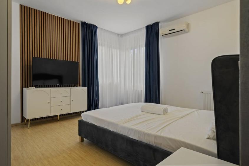 Casă individuală cu 5 camere cu Garaj în Central