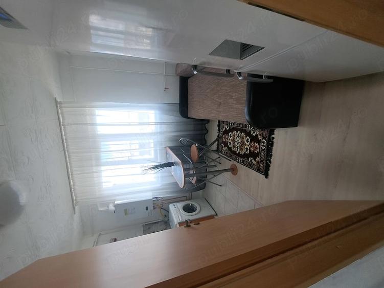 Garsonieră decomandată în Buziașului