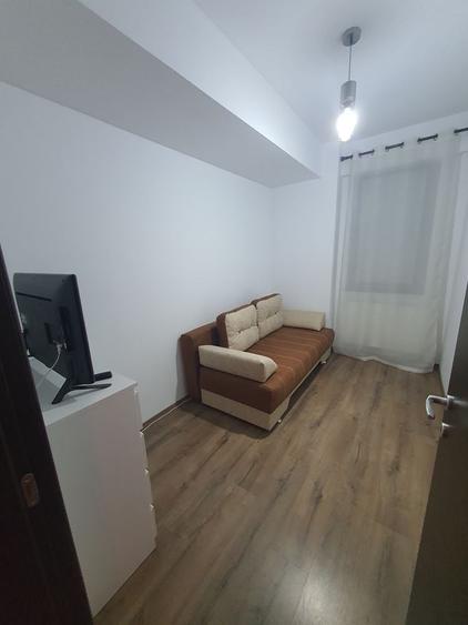 Apartament cu 2 camere decomandat în Palazu Mare