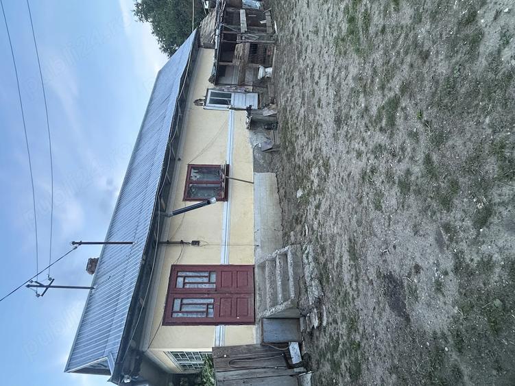 Teren de 1000 mp, în Miroslovești