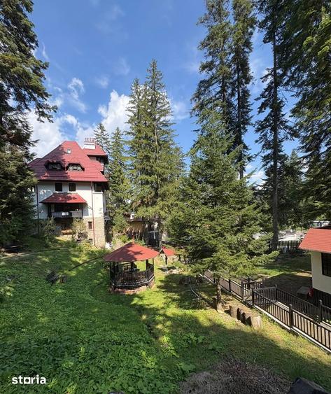 Apartament cu 4 camere în Castelul Peleș
