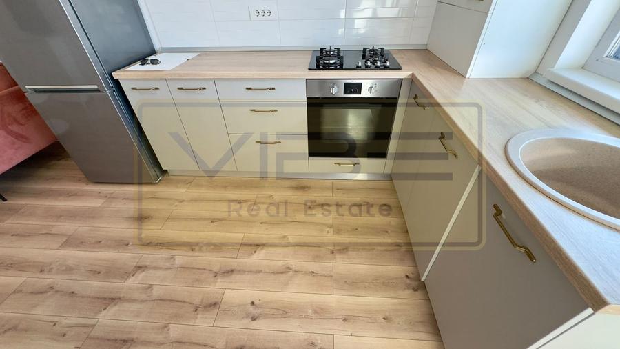 Apartament cu 2 camere semidecomandat, mobilat în Bucium