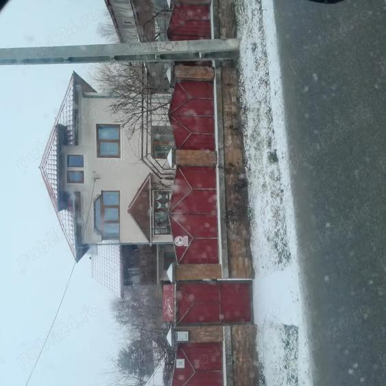 Casă cu Teren 4600 Mp în Budieni