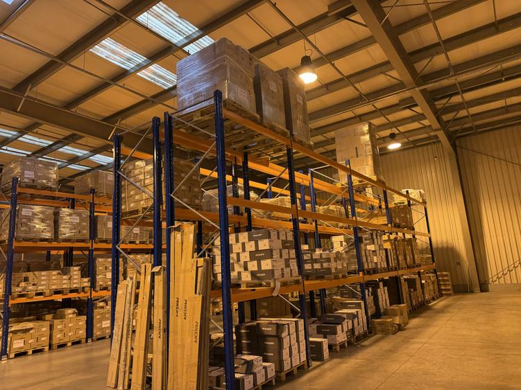 Spațiu industrial, de 6,500 mp, în Bolintin-Deal
