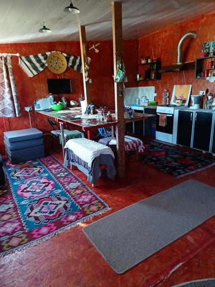 Vind teren intravilan ?i cabana - 2