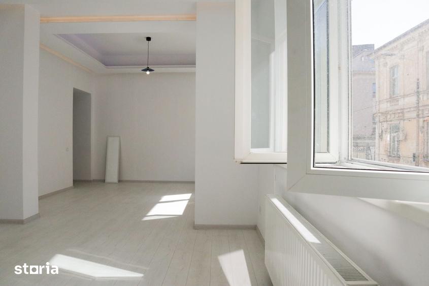 Apartament cu 3 camere în Universitate